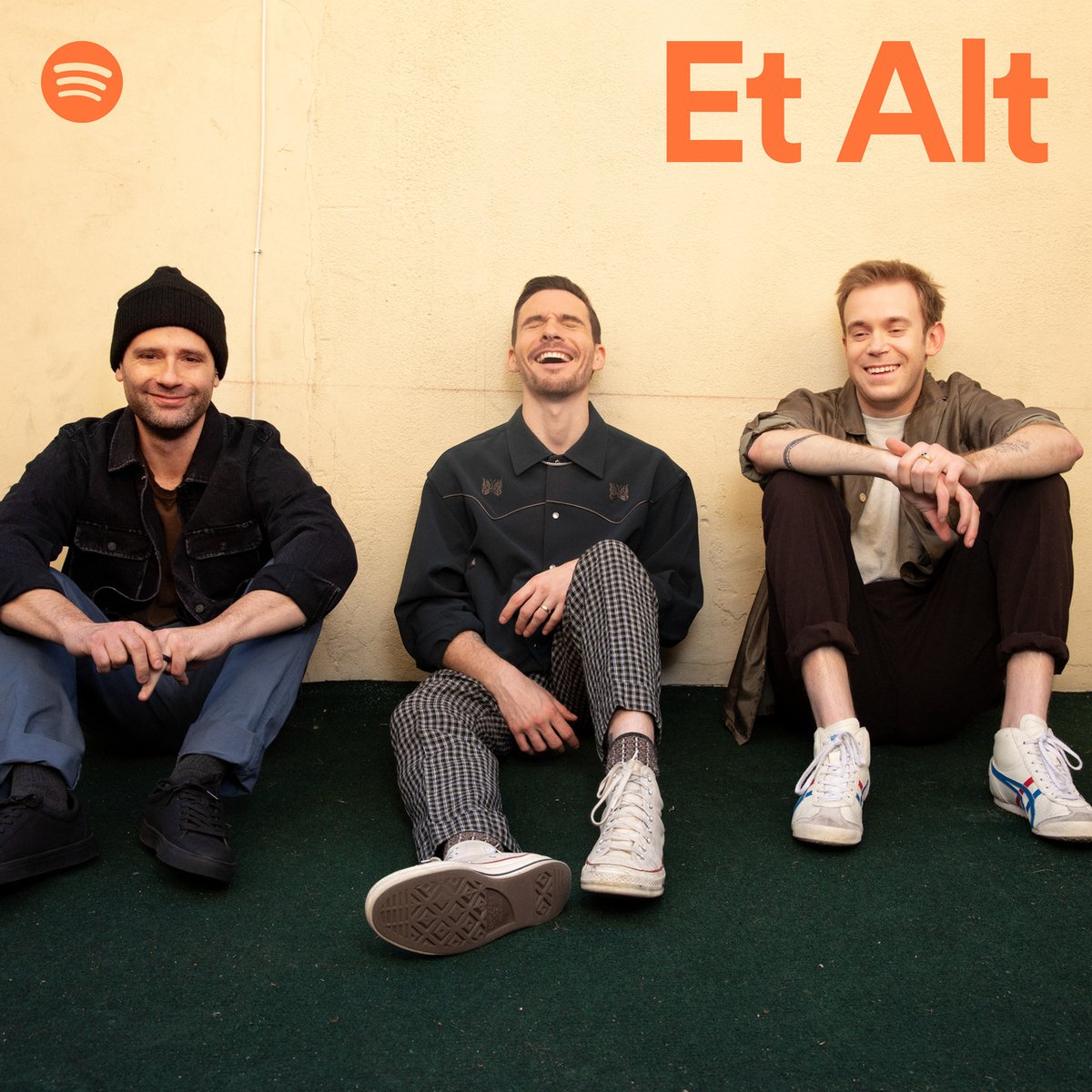 WinnetkaBowling's tweet photo. thanks for making us cover boys @spotify - check out "pulp" on #EtAlt playlist https://t.co/Y2gmwOfgOI https://t.co/5fYvJvnVLf