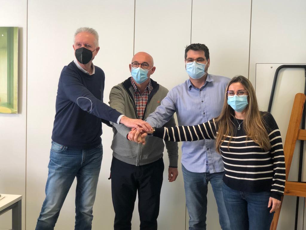 El Equipo de Gobierno de San Vicente del Raspeig, PSOE e IU llega a un acuerdo con PODEMOS para alcanzar mayoría y seguir con las políticas progresistas en beneficio de nuestros vecinos y vecinas.