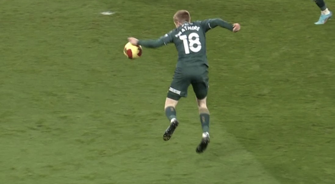 talkSPORT tweet media