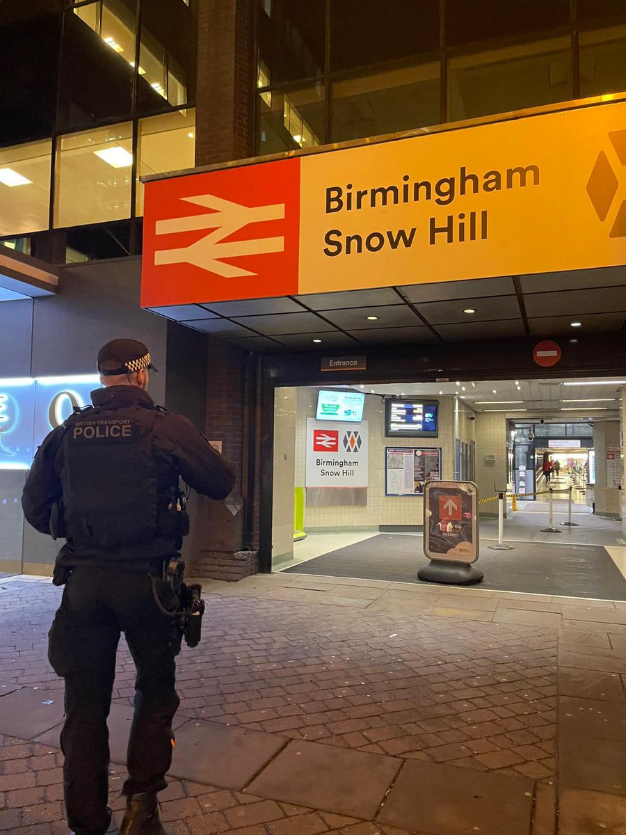 Our team at Snow Hill Station tonight on protective security patrols.