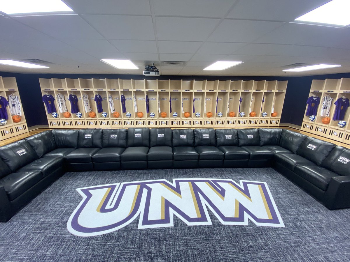 UNW_AD's tweet image. Last piece of the Ericksen Center renovation project. New women’s locker room - 860 square feet of Eagle territory! ⁦@unweagles⁩ ⁦@unwvb⁩ ⁦@unwwbb⁩