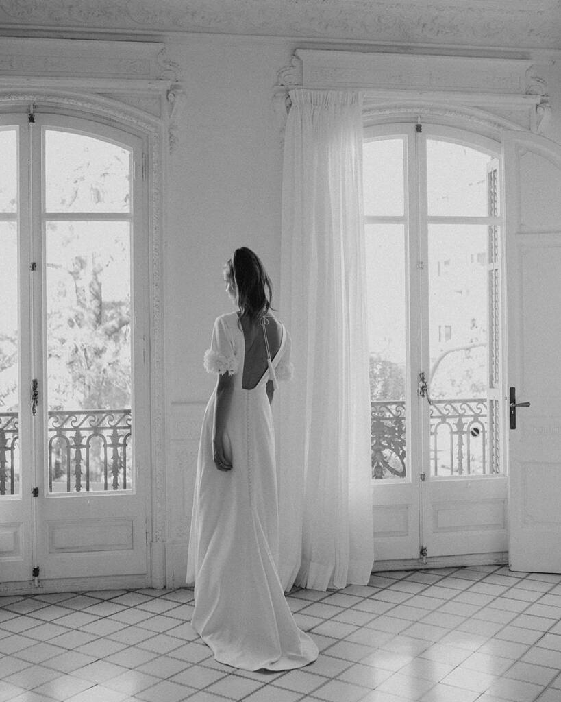 Atemporal, elegante &amp; chic.
Timeless, elegant &amp; chic.

#immaclenovias #noviaselegantes #vestidosdenovia #noviasconestilo #noviaschic #brideswithstyle #elegantgowns #elegantbride instagr.am/p/CZkhUNSrJ3s/