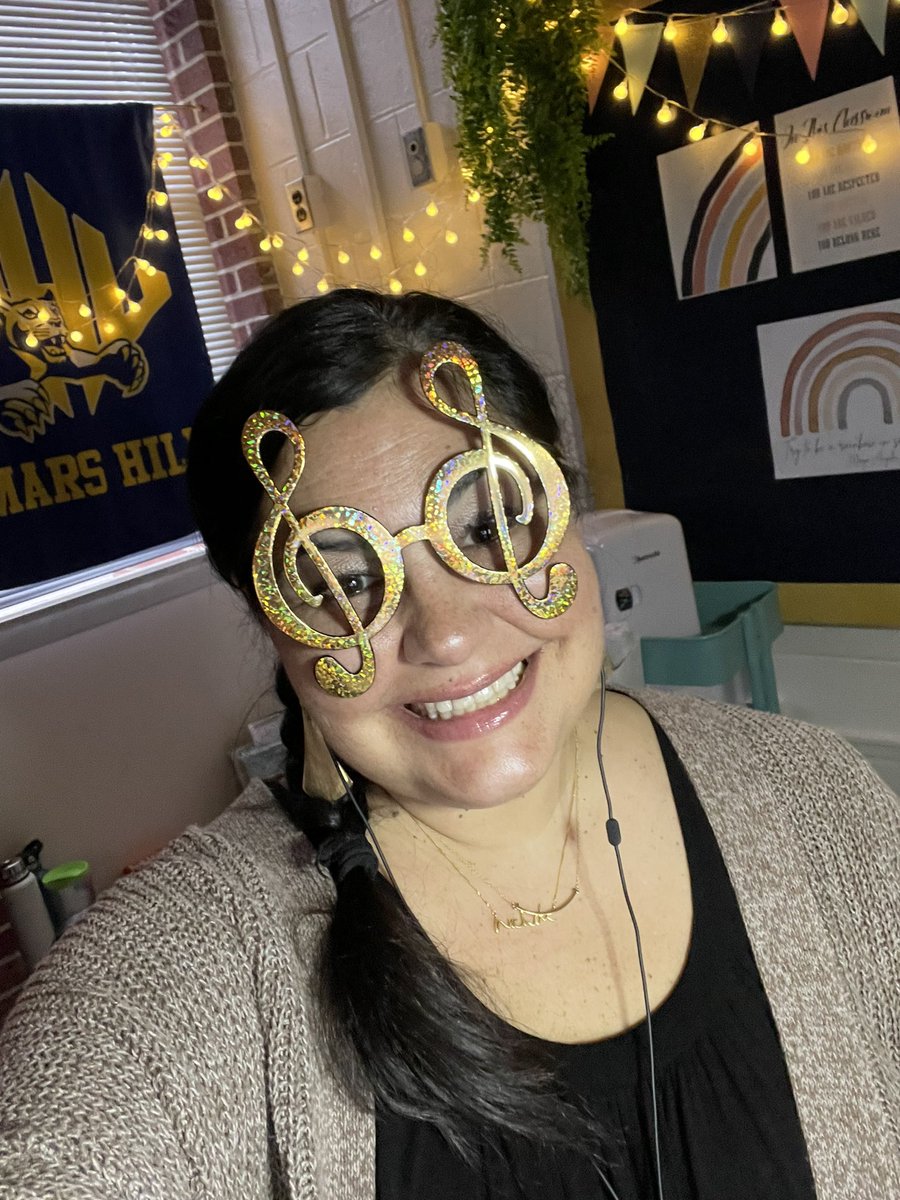 n_criminger's tweet image. Fun Friday in MS @Lex1Online = learning a little music history for #bhm  Thanks @leah_sarantop for your post the other day!!! ☺️ 

#stillhavingfun #makingkidssmile