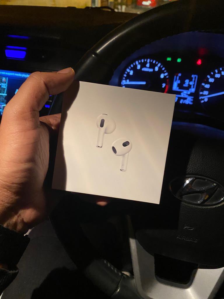 Don’t buy apple AirPods 3 until service program starts in India #Apple #applesupport <a href="/Apple/">Apple</a> very disappointing experience with customer service!!!