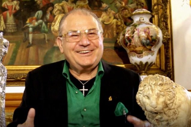 ilessja__'s tweet photo. All’improvviso appare Rocco Hunt: #Sanremo2022 https://t.co/V8tatHBOe5