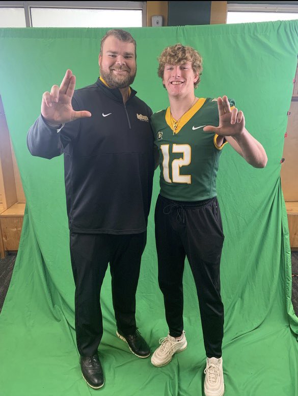 Luke Handy tweet media