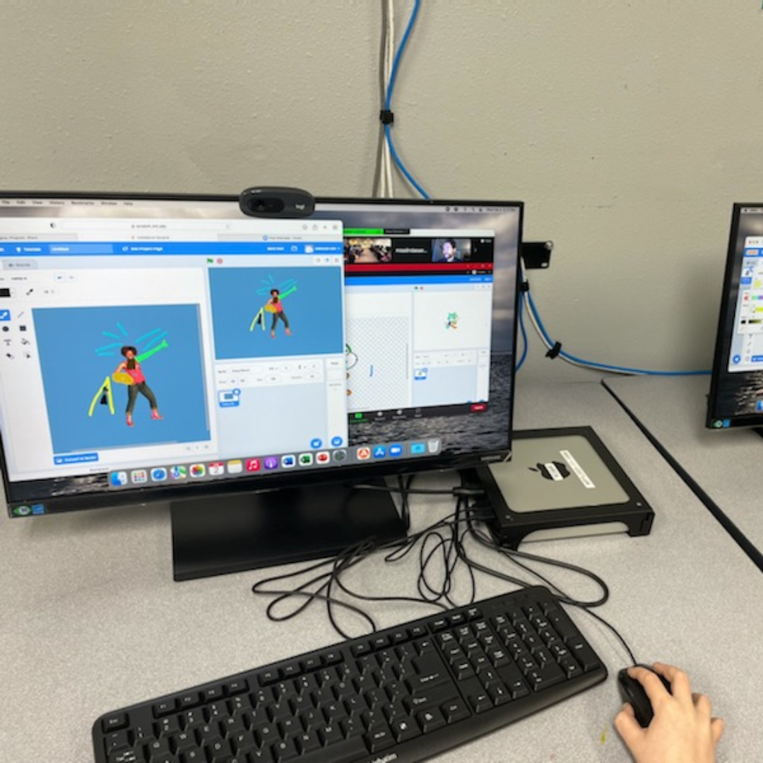 BGCAlaska's tweet image. Club youth from six Clubs will be coding with UAA College of Engineering Dr. Neumayer for eight weeks. Learn more about the MIT Scratch program here - ow.ly/x5Q950HMUnB
#Coding #ScratchCodingforKids #GreatFutures #UAA