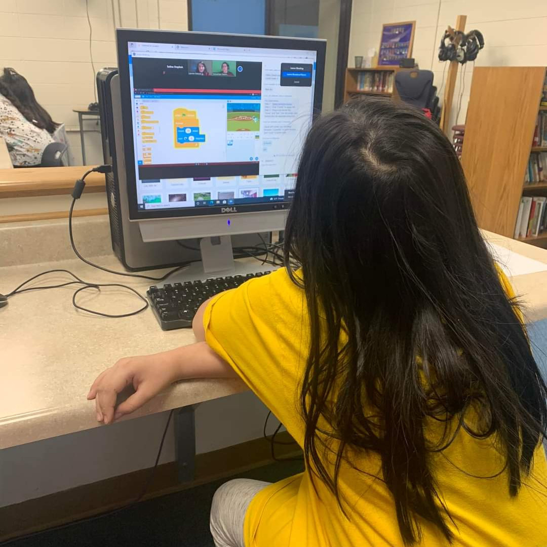 BGCAlaska's tweet image. Club youth from six Clubs will be coding with UAA College of Engineering Dr. Neumayer for eight weeks. Learn more about the MIT Scratch program here - ow.ly/x5Q950HMUnB
#Coding #ScratchCodingforKids #GreatFutures #UAA