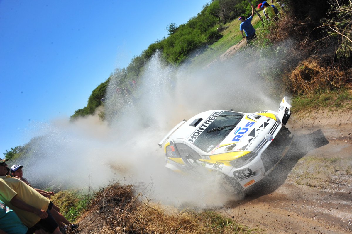 RallyArgentino's tweet photo. 💪 César Folledo se prepara para decir presente nuevamente en el Rally Argentino Directv, pero esta vez, subiendo la apuesta y construyendo un nuevo auto🚗 
 https://t.co/b88zqTsZ0o https://t.co/nCDXYIvXp2