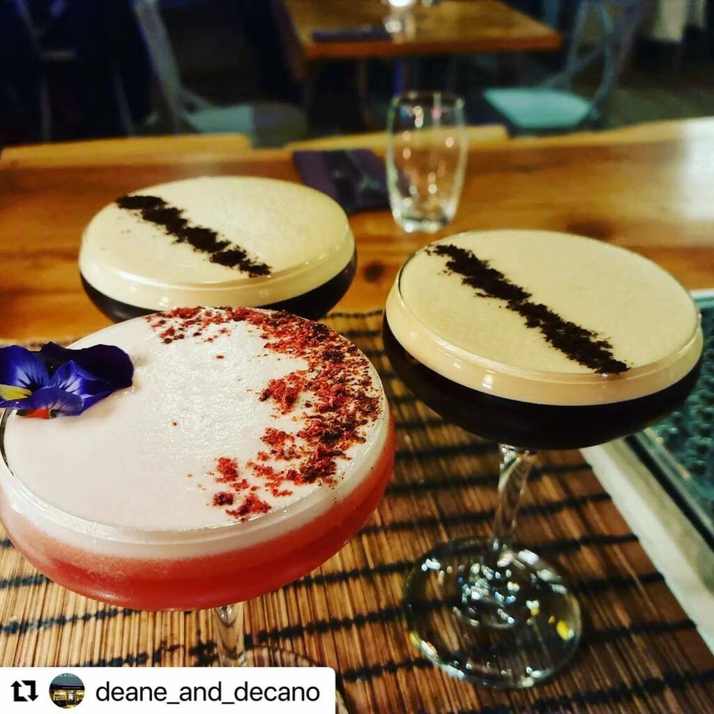 @rebecca_hazlett87 mixing the best cocktails on the Lisburn Road cocktails 🍹 🍸 💪❤️ instagr.am/p/CZknUnbD620/