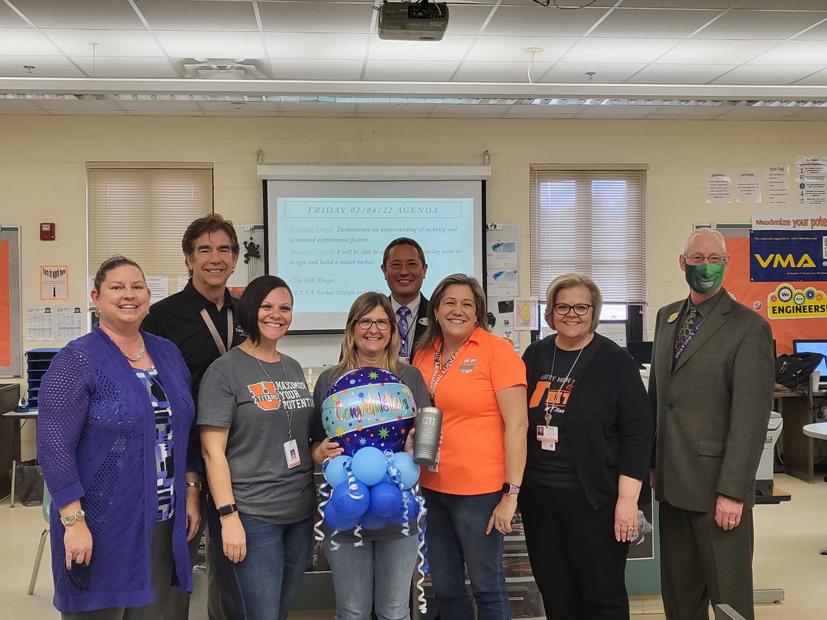 mcalli_'s tweet photo. @mzmack702 was announced as University High School's Outstanding CTE Teacher for the 2022 school year. Congratulations Ms Mack🎉 @UHSEngineering @UHSChenoweth #CTEMonth2022 https://t.co/qtHBTk4npc