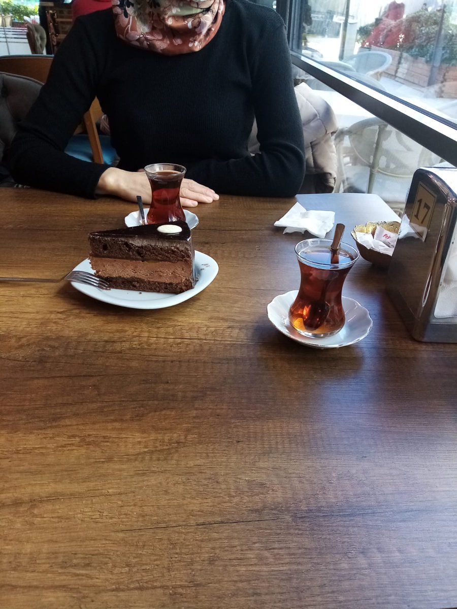 Canım afiyet olsun b i z e