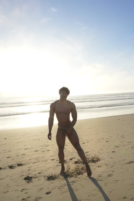 Watch Michael Privius- 6’3|215lbs's leaked NSFW photo on TwXstars