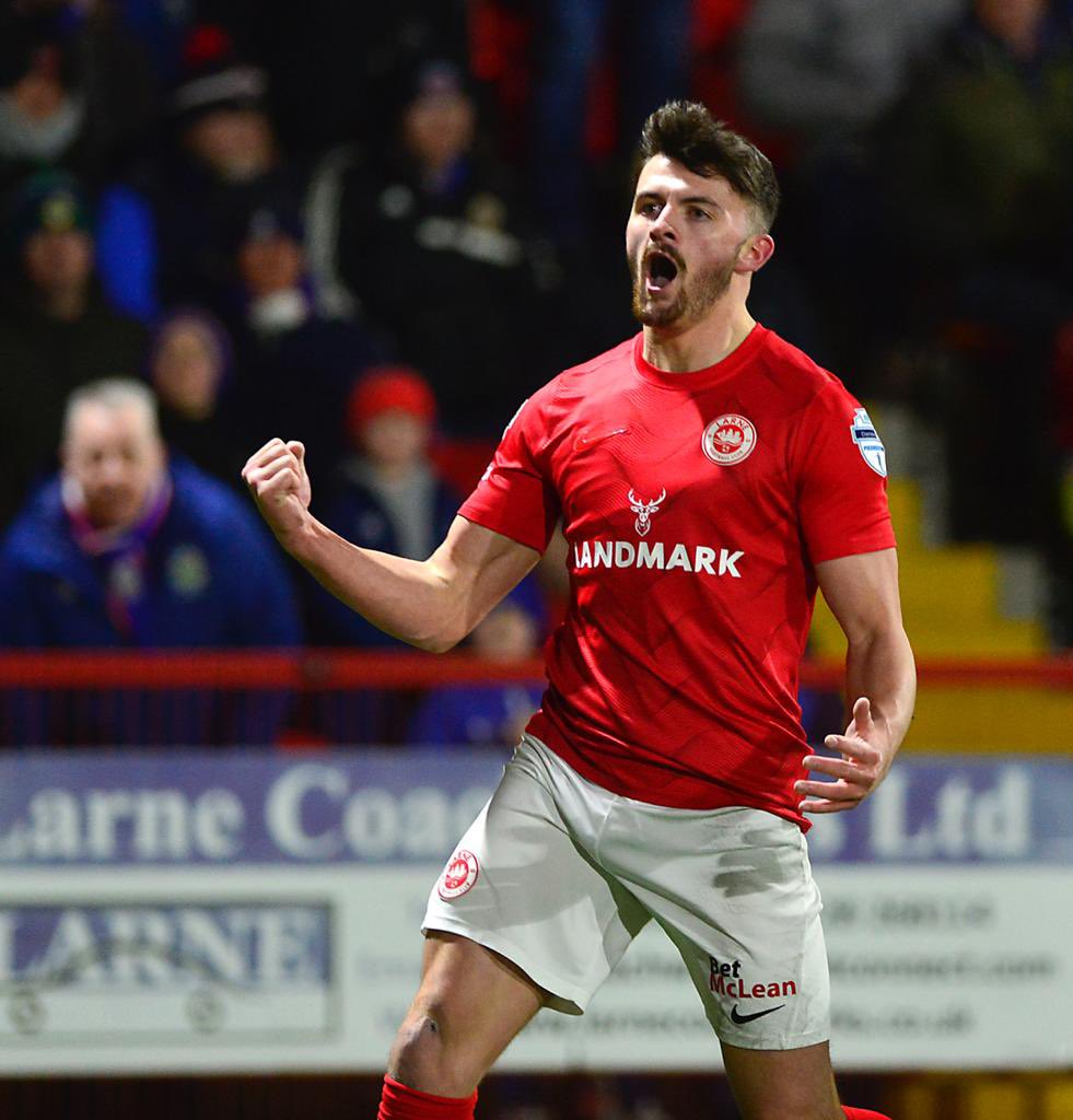 larnefc's tweet photo. 𝗠𝗔𝗡. 𝗜𝗡. 𝗙𝗢𝗥𝗠. 🚀💥

Lee Bonis now has 5️⃣ goals in 3️⃣ games 😱🤫

#WeAreLarne #BeTheDifference https://t.co/4d7QPcN5mE