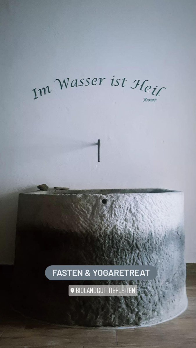 Fasten &amp; Yogaretreat Themenwochen 2022 🍵🧘🏻‍♀️🌿

#basenfasten #heilfasten #smoothiefasten #saftfasten #detox
#fasten #stille #wasser #kneipp
#yogaeverywhere #yoga #fastenundyoga #mindbody #embody #mbodyberlin

tiefleiten.de/fasten-angebot…