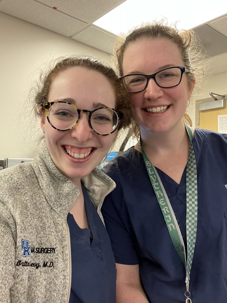 BrittanyLevyMD's tweet photo. Research resident, trauma call take over. We hope everyone stays home and safe with the icey conditions! @UKyGenSurgery  #TraumaCall #7yearProgram https://t.co/oroBpCcGDN