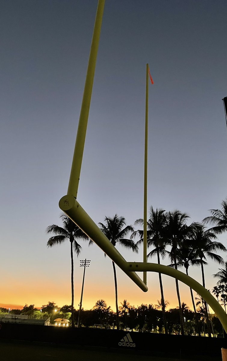 coach_cristobal's tweet photo. HOME
#GoCanes https://t.co/tngkF08VOv