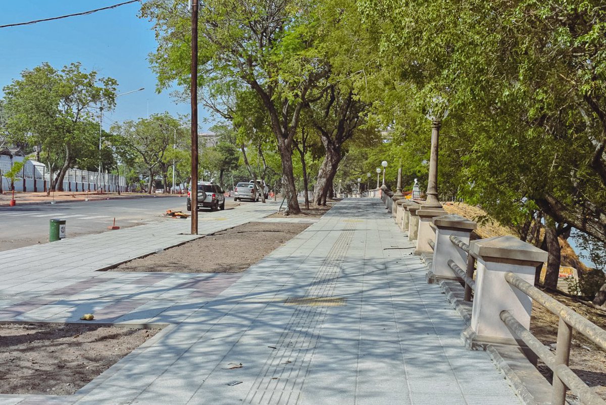 claudiopolich's tweet photo. Esta mañana recorrimos la obra #Ñanderecó, donde los trabajos emprendidos por el @CorrientesGob a través del @mospcorrientes avanzan a buen ritmo y estamos cada vez más cerca de habilitar el primer tramo de la remodelación integral de nuestra Costanera. 💪 https://t.co/Z6LugjblGc