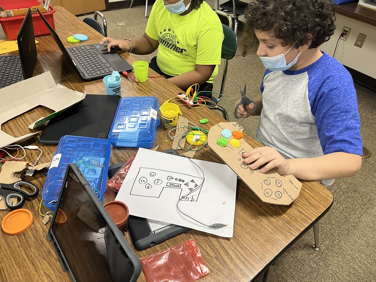 WAWMPershing's tweet photo. Designing game controllers compatible with @makeymakey based off of our favorite games! Can’t wait to see the 3D models from our prototypes! #wawmproud @WAWMSchools https://t.co/AfGRUeHt5f