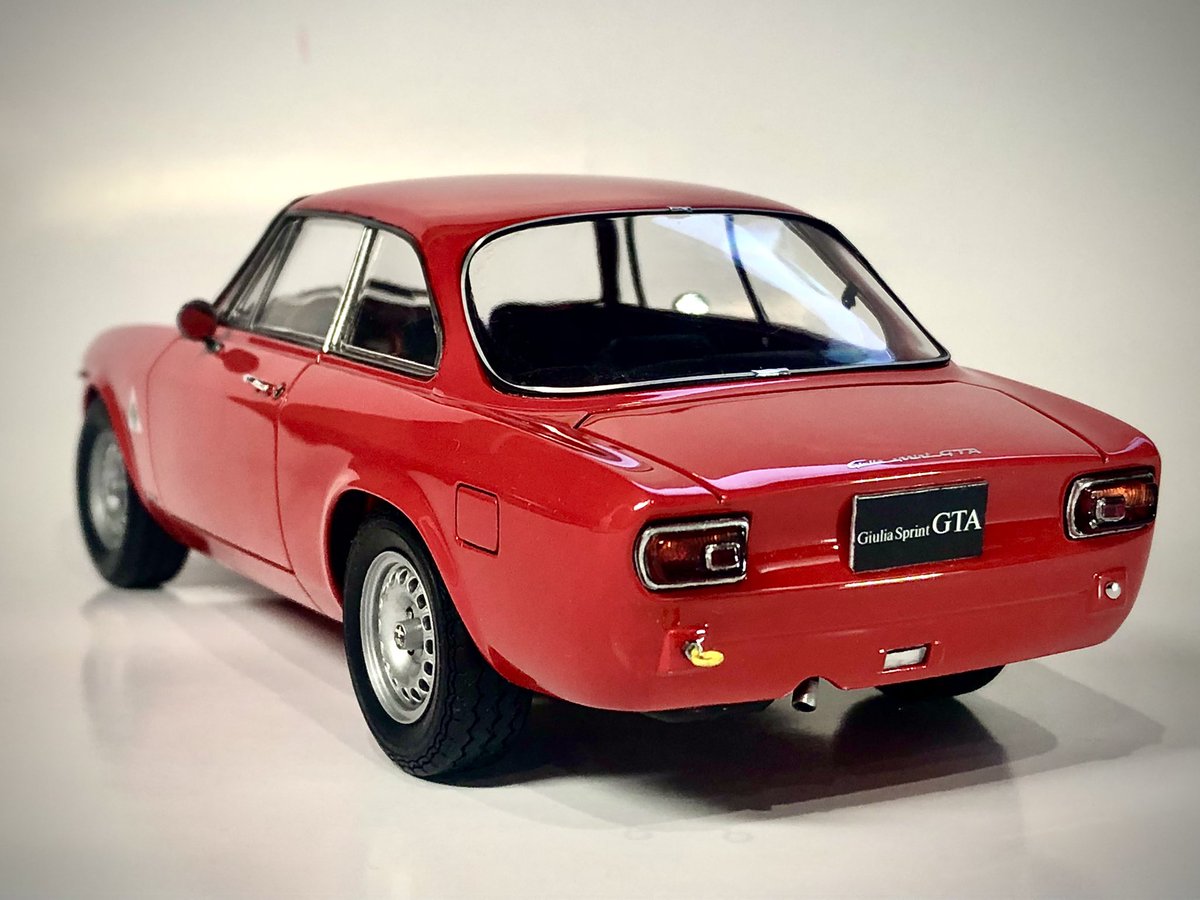 タミヤ 1/24 アルファロメオジュリア スプリント GTA (Tamiya Alfa