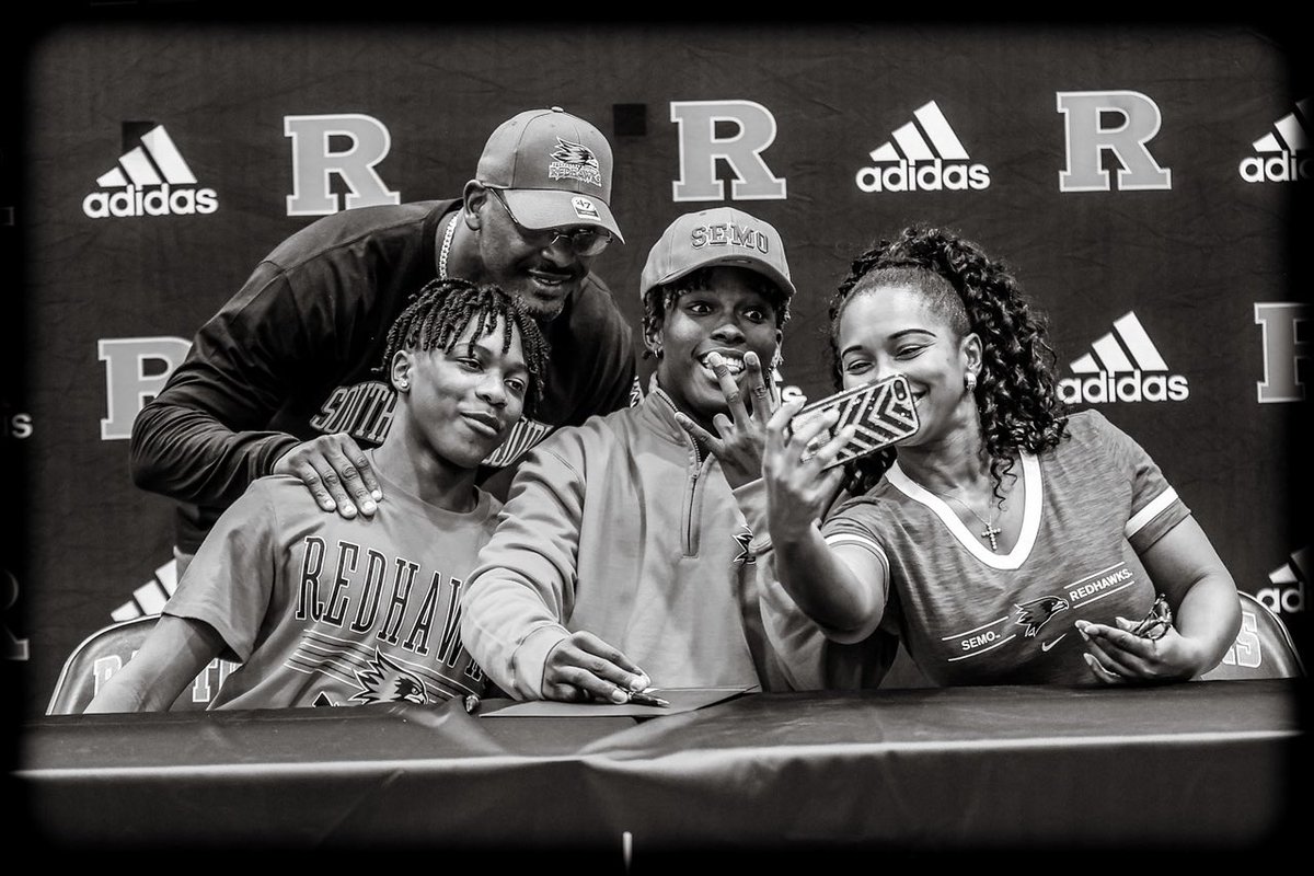 We made it official and signed <a href="/wcsRHSfootball/">Ravenwood Football 🦅</a> <a href="/CSmithScout/">Chris Smith</a> <a href="/SEMOfootball/">SEMO Football</a>