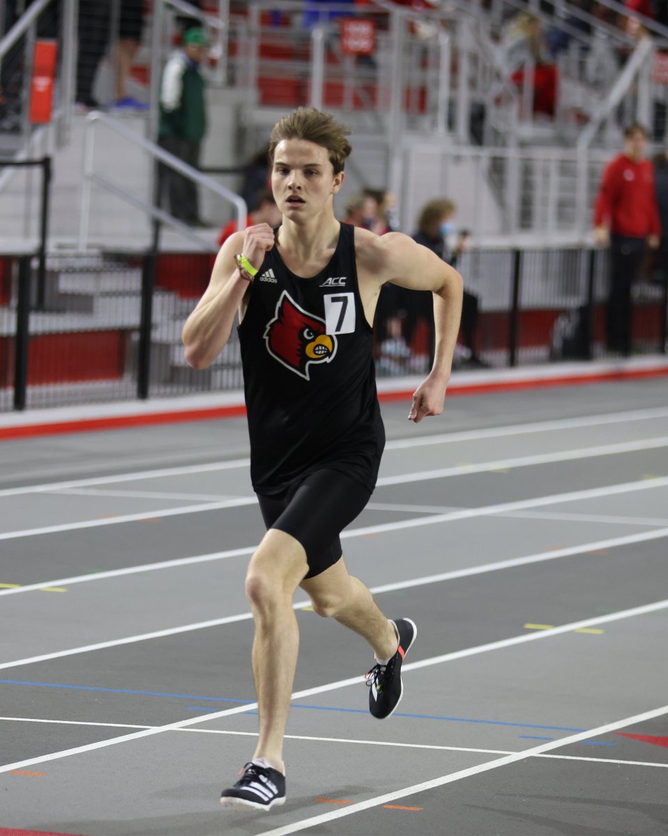 LouisvilleTFXC's tweet photo. 5000m complete ✔️

Isaac Kiprop: 14:39.43
Cooper Marchal: 14:53.84

That's a wrap for Day 1! Follow along tomorrow beginning at 9:45 a.m. with the men's 3000m. 

#GoCards https://t.co/4zwQYSOa3H
