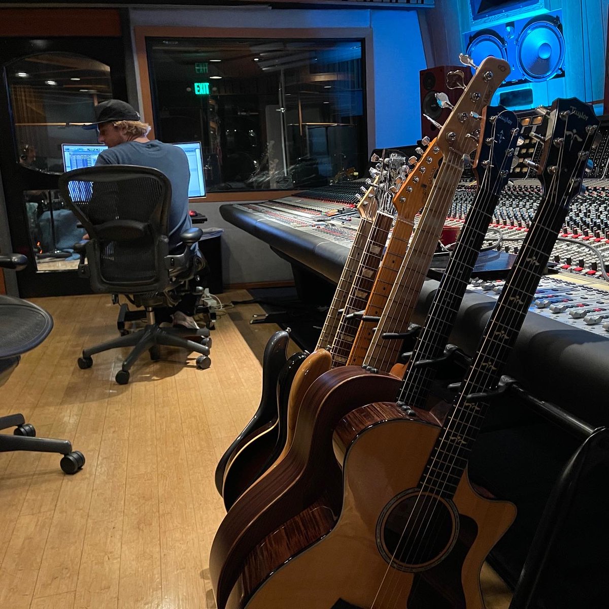 WyattPike's tweet photo. IT'S ABOUT TIME FOR NEW MUSIC! Pre-save 'Deep Blue' here: https://t.co/6FBB5FKH3P Please and thank you!
Recording day photos below... first one captured by Cooper Davis. The rest by me and my phone. https://t.co/3FUYwIilUp