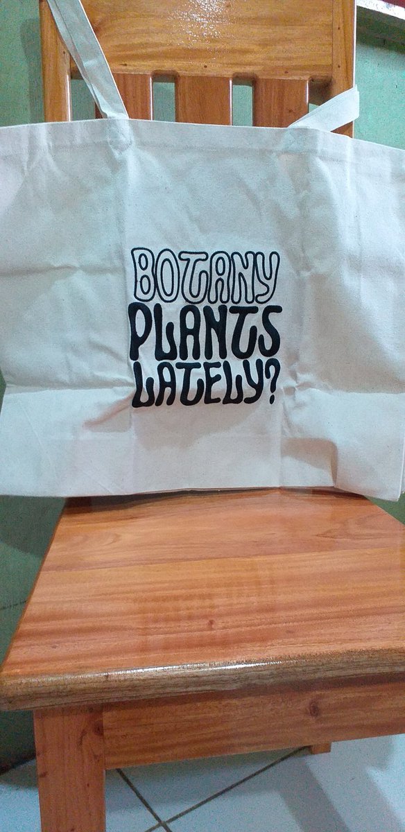 pearl_nadine27's tweet photo. Got my prize..
Maganda sya, malaki madami pwede ilagay.. 

Thank you so much @NaddictsOfc  and to the generous sponsors...
#NaddictsGiveAways
#Naddicts12thAnnivesary https://t.co/Vu1niEj6Zj