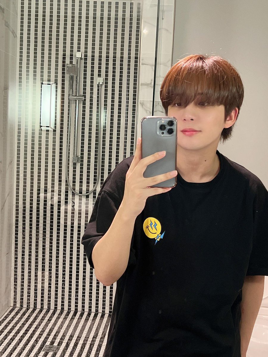 1024zone's tweet photo. [💌] 220205 JH https://t.co/mzpxeZfO20