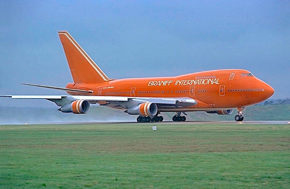 BRANIFF INTERNATIONAL FLIGHT 601 NONSTOP 747 SERVICE TO DALLAS/FT