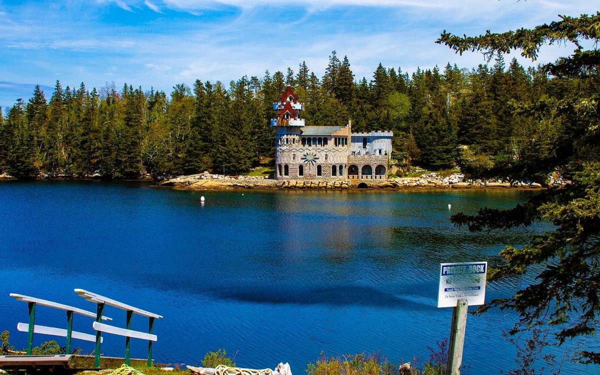 Did you know we have a castle in Southshore Nova Scotia?  For 2 years I had heard about this castle but had no idea where to find it.  A few years ago my husband and I set out one day to find it and I had success.  It was the winter months and it had a little bit of snow on it.
