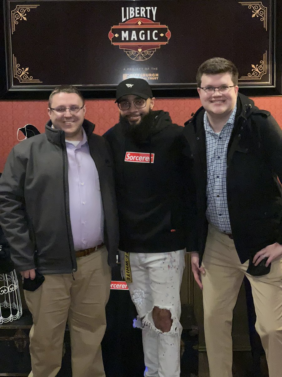 Got to see <a href="/Ericjonesmagic/">Eric Jones</a> live tonight with <a href="/roboTJ101/">TJ Watson</a> at #LibertyMagic. It was a really fun show, and Eric is very genuine. I highly recommend it :)
