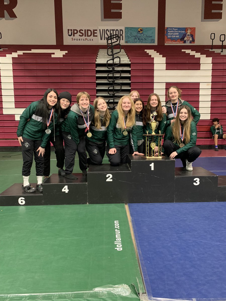 2021-2022 Boys and Girls District Champions!