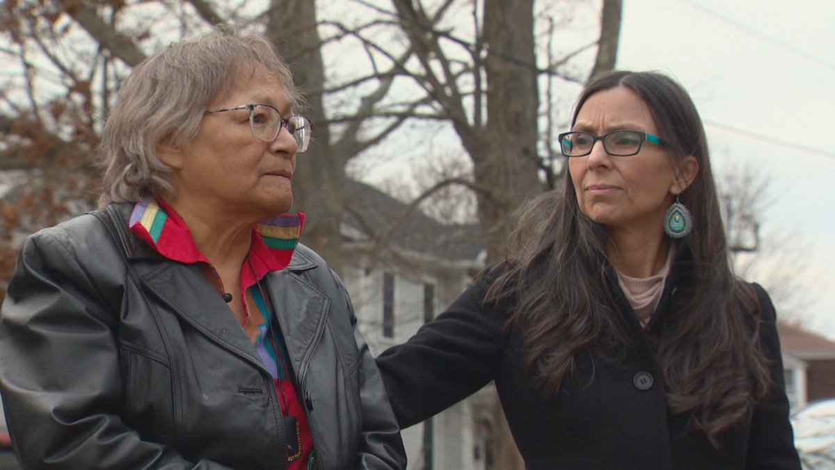 Unreserved tweet media