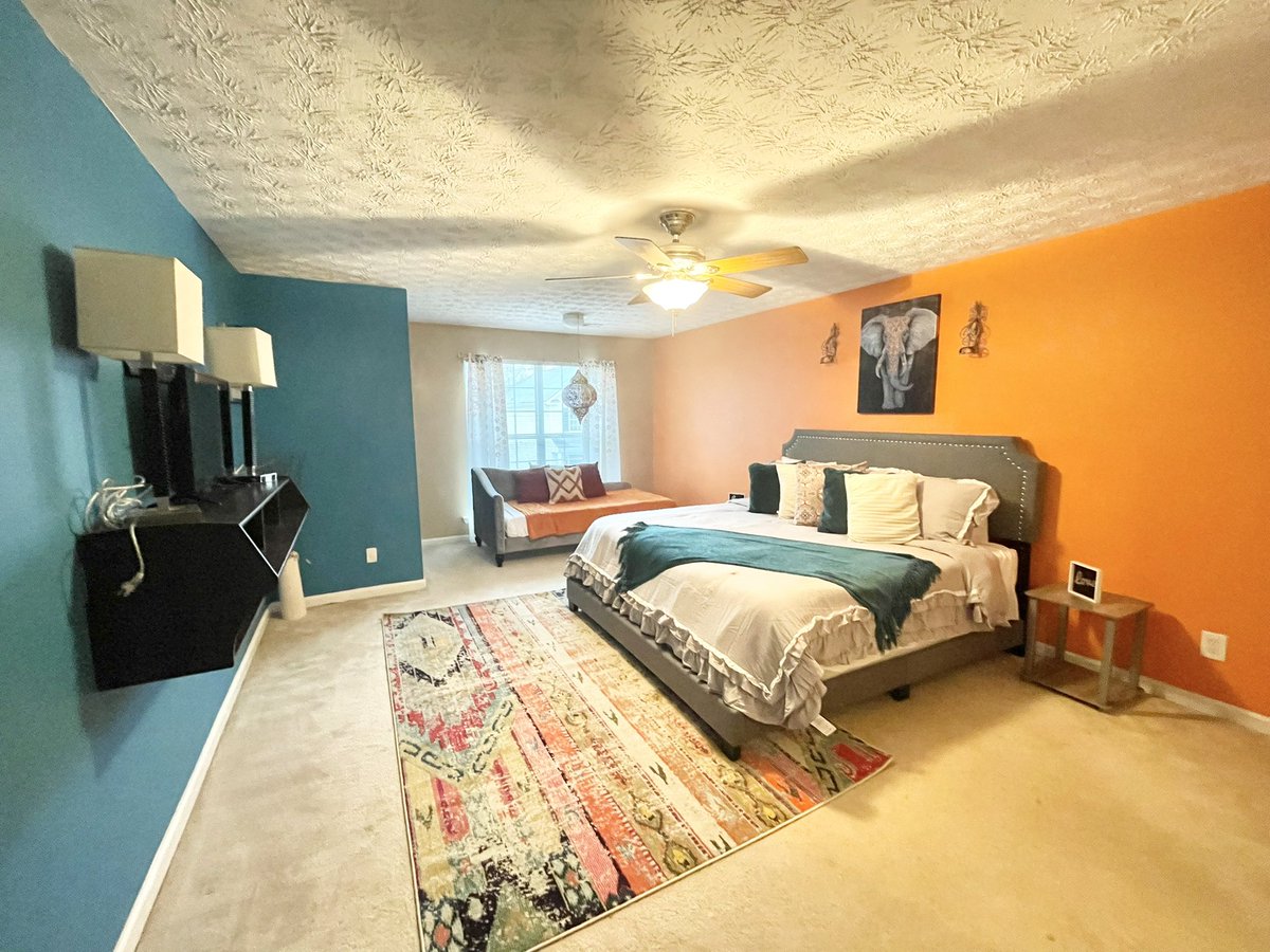 Airbnb_Mee's tweet photo. #airbnb #Atlanta Master Bedroom, King Bed &amp; Twin Day Bed 

https://t.co/vInFyluOSM https://t.co/XmrSTaJiKs