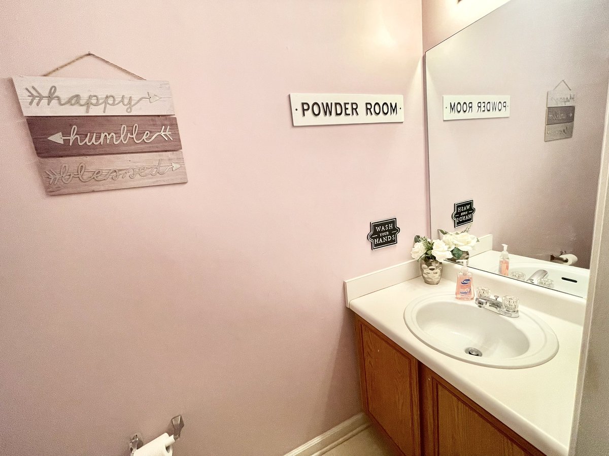 Airbnb_Mee's tweet photo. #airbnb #Atlanta #vacation Decatur 2BD 2.5BA 

https://t.co/vInFyluOSM https://t.co/L0rEHHv87C