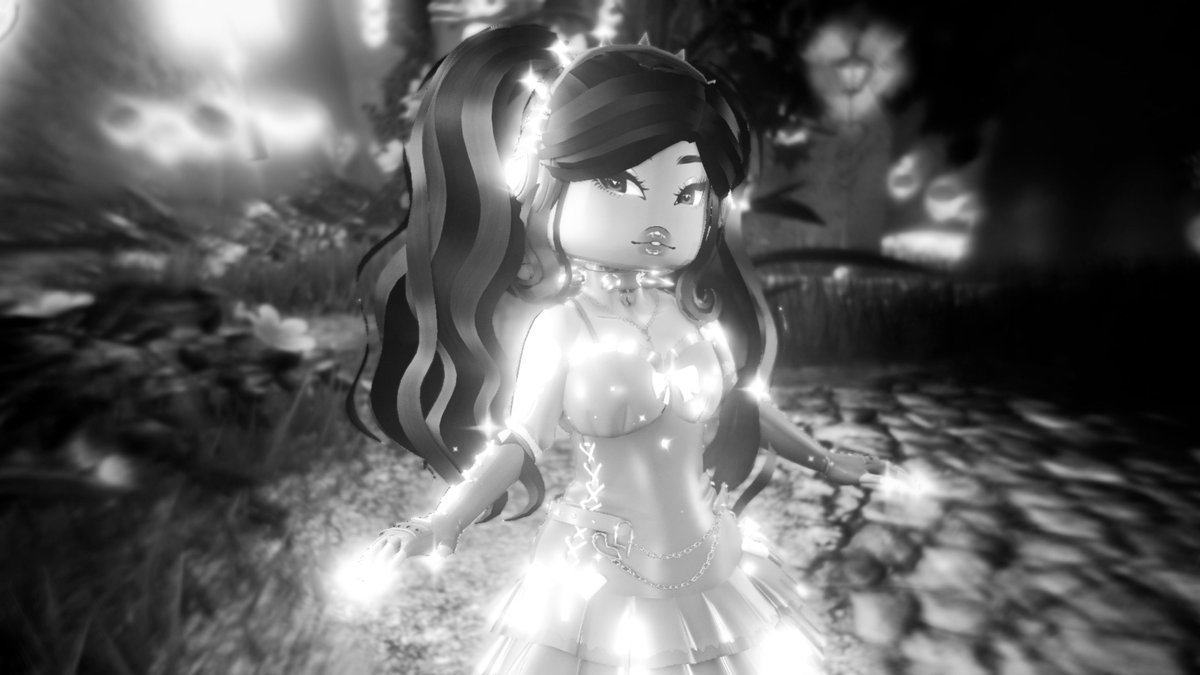 McQueenRH's tweet photo. 🤍OPPOSITES ATTRACT GW🖤
✅RETWEET = ENTERED✅
    ✨ENDS IN 10 MINS✨ https://t.co/YxL7f0mP8I