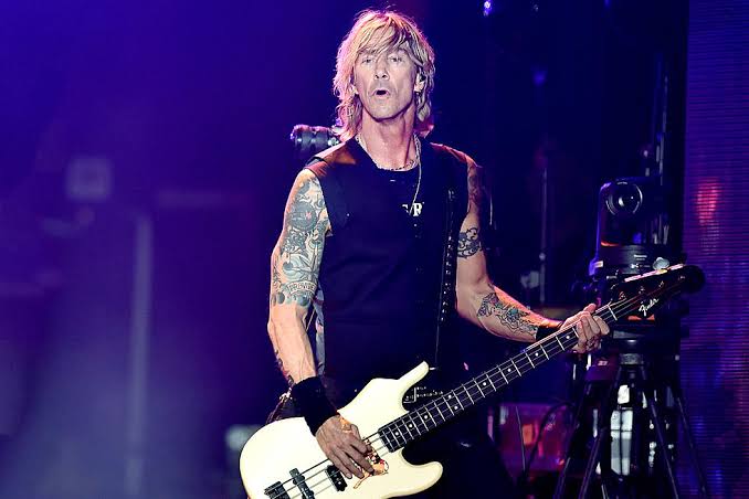 Happy 58th birthday to the bassist of Guns N\ Roses, Duff McKagan  