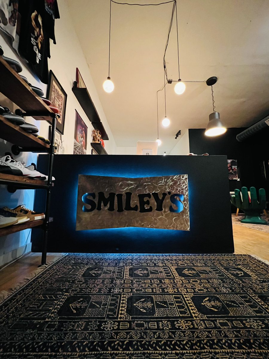 thesmiles17 tweet picture