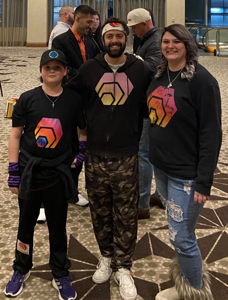 sbwx28's tweet photo. Kaiden and I got to meet @CryptoCoffee369 tonight! #keepaustinweird #Hexican #HEXmeetup #HEXcrypto https://t.co/kpRnMZamjp