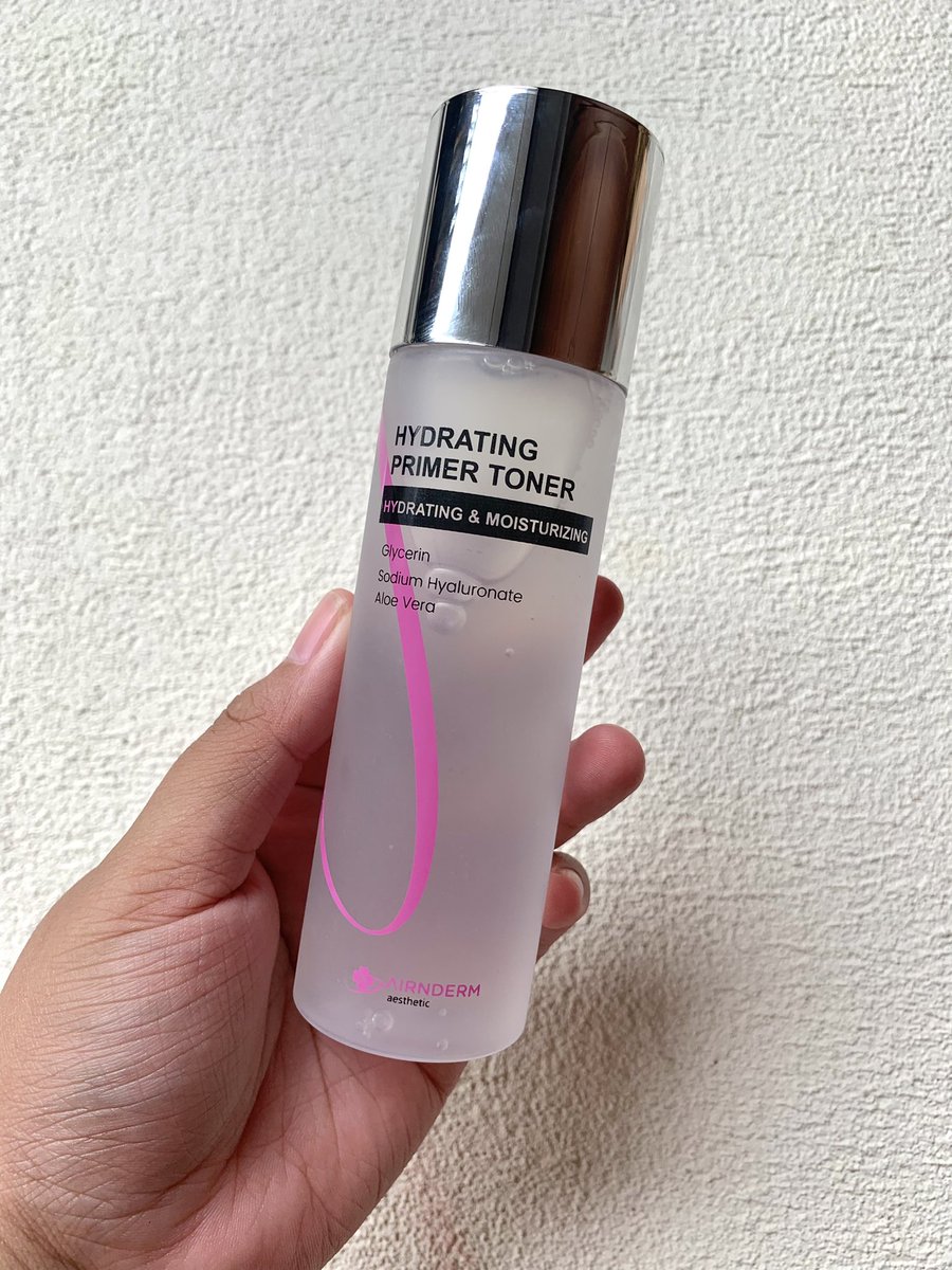 elsakffadillah's tweet photo. Botol ke 15~

Udah mau 2 liter make toner ini🥲✋🏻 https://t.co/ALwi6FkFbz