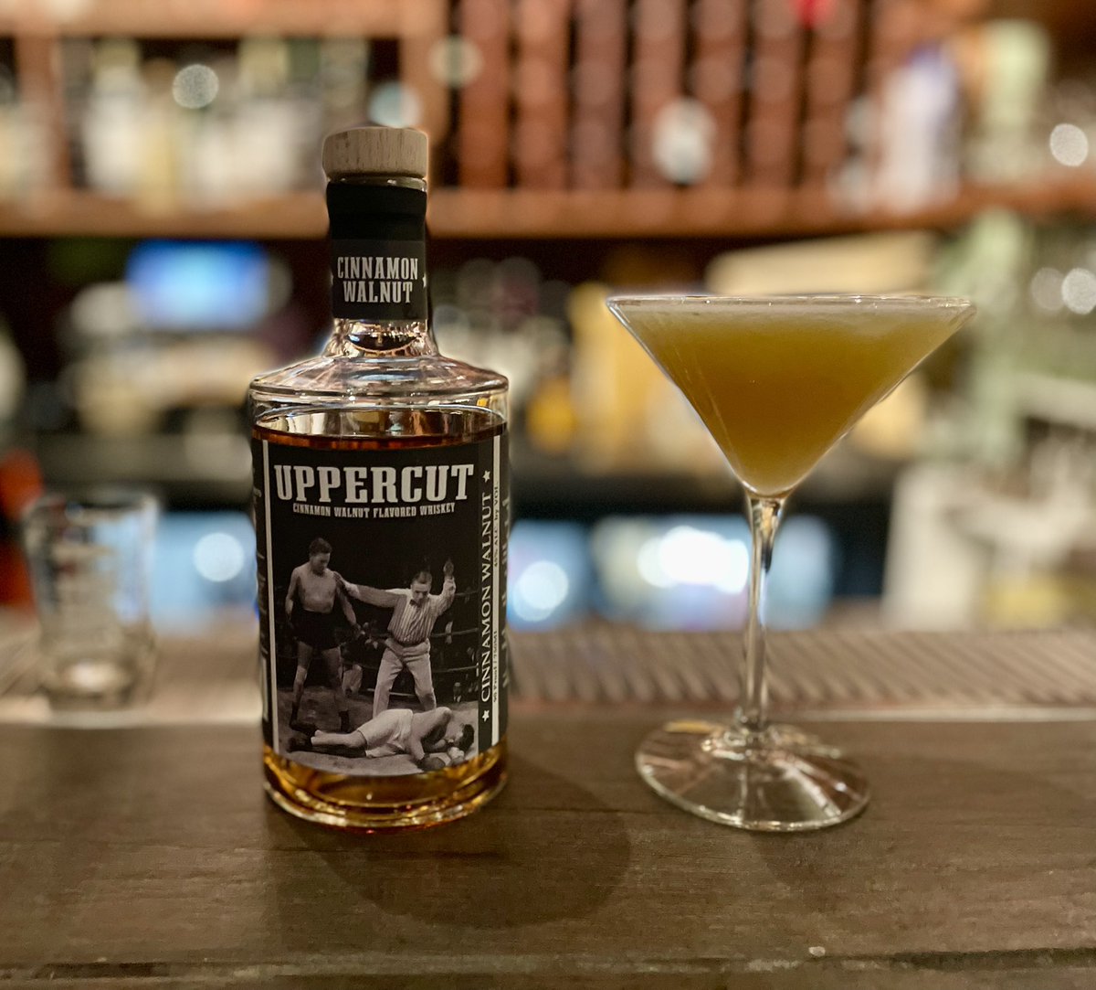 UppercutWhiskey's tweet photo. A new cocktail was born tonight at #TompkinsRiverside in #StCharlesMO check out the Uppercut Orange Martini https://t.co/u2UXVHFiQP for the recipe https://t.co/59bHtcgtoY