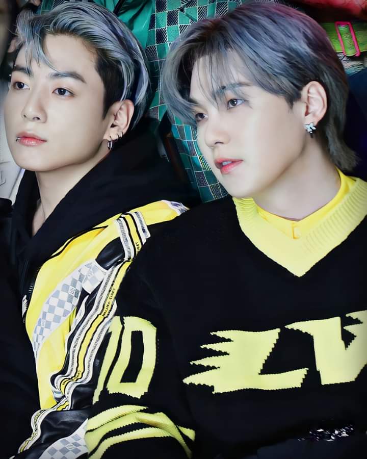 He_rkive's tweet photo. EL YOONKOOK HACIENDO ARTEE🔥 https://t.co/fAP5sfBt13