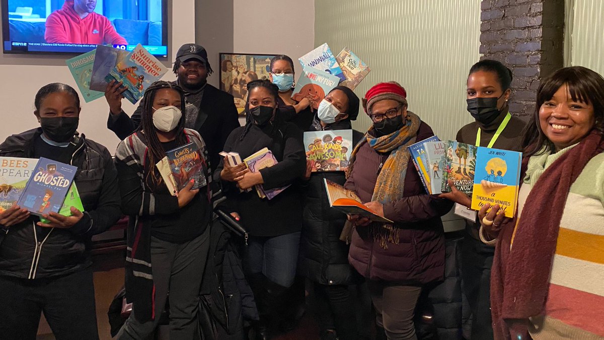 Ed4Excellence's tweet photo. Thank you to everyone who came out to our #E4EBOS literacy event at the Blarney Stone last Friday! Weβve got more great events coming up in the Boston area, so check out the link below and RSVP today! https://t.co/IbbiaGhdhQ https://t.co/CIOFvsXHnn