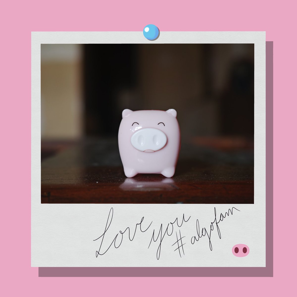 An “Autograph” for #algofam 
#23 🐽💕🖊 
The drop will be listed tomorrow!!!👀