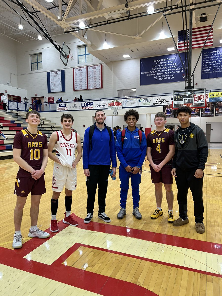 Always good to see so many WKE guys in a gym! Missing several in the picture but it was great to watch them compete.