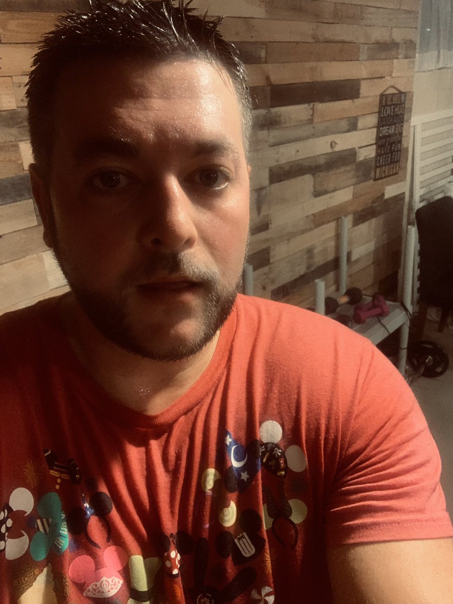 AndrewBuris's tweet image. Another late night Grind 💪🏻
#Ketostrong
