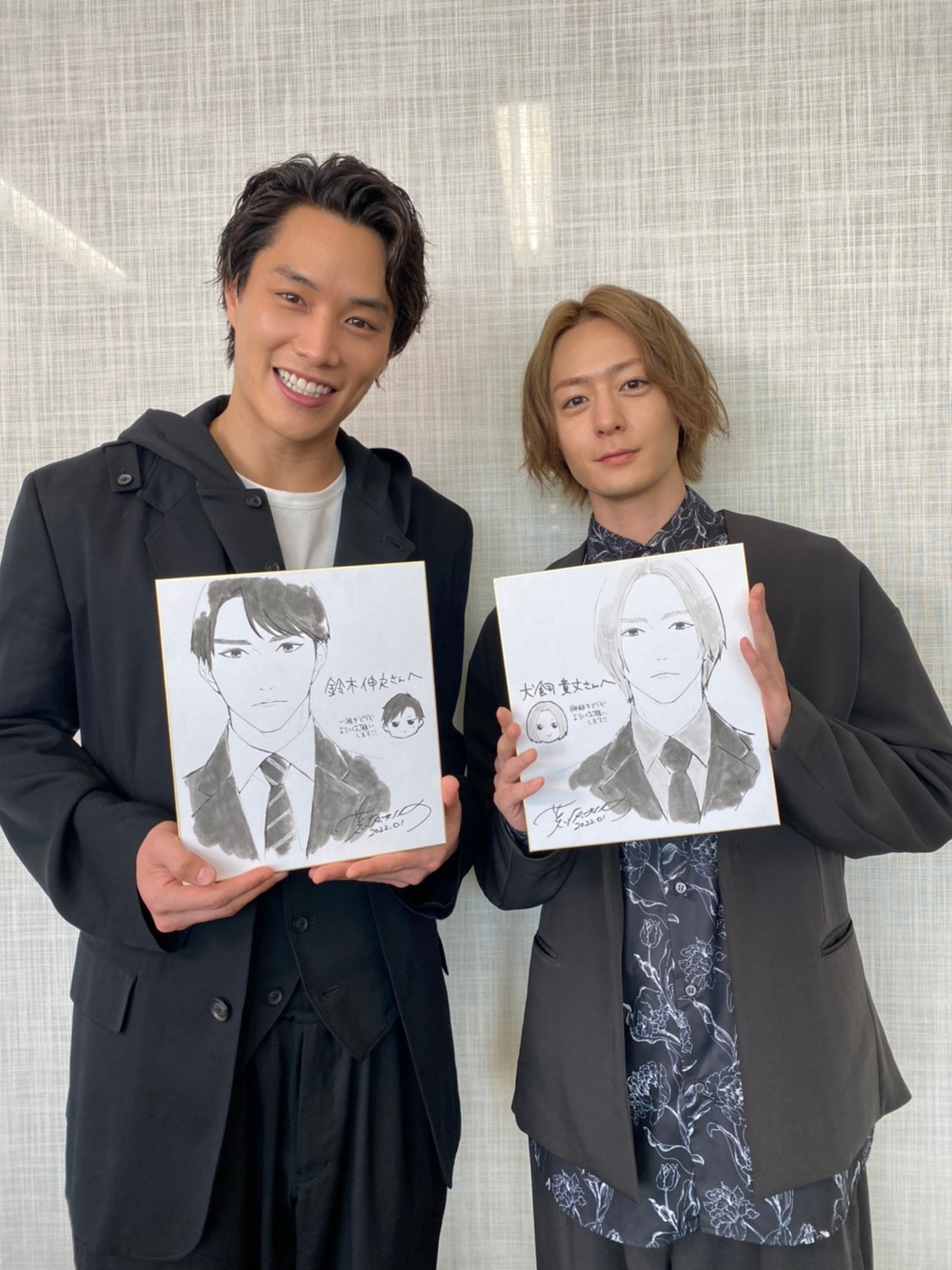 鈴木伸之 アクリルスタンド ケイ×ヤク ケイ×ヤク」グッズ販売決定！｜トピックス｜ケイ×ヤク