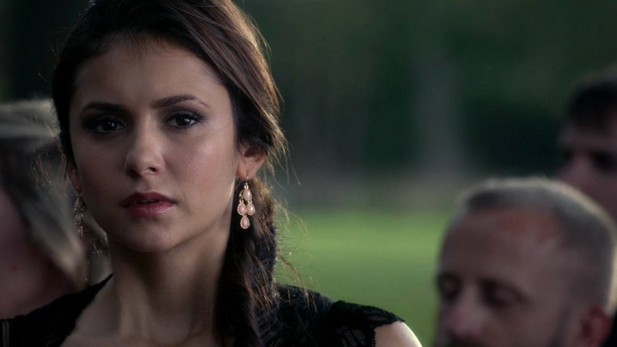 rhysanddamons's tweet photo. They way Elena and Damon couldn't stop looking at each other https://t.co/QNnM5xKG9e