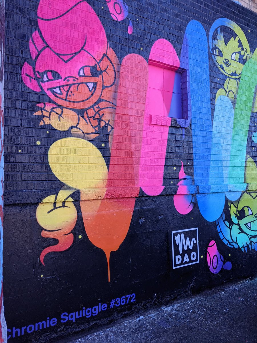 RYChien's tweet photo. Lovely Saturday in #ETHDenver ! Took a walk to the #SquiggleMural ! Couldn't miss it after meeting the car full of artists in the @squiggleDAO van yesterday! https://t.co/sHoLmOdhLq